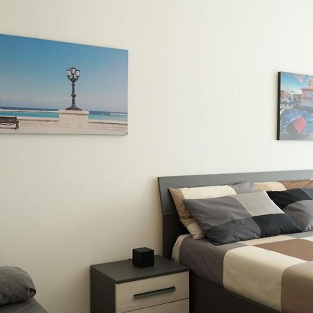 Homega - City Center New Apartment Bari Extérieur photo