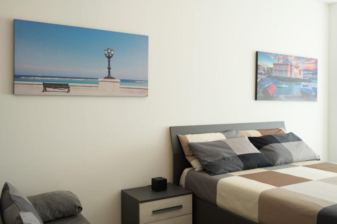 Homega - City Center New Apartment Bari Extérieur photo